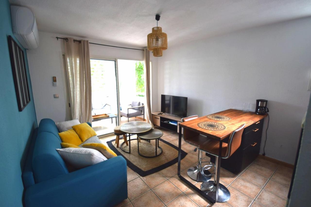 Ferienwohnung La Bulle Bleue - Coeur De St Gilles Les Bains Filaos Exterior foto